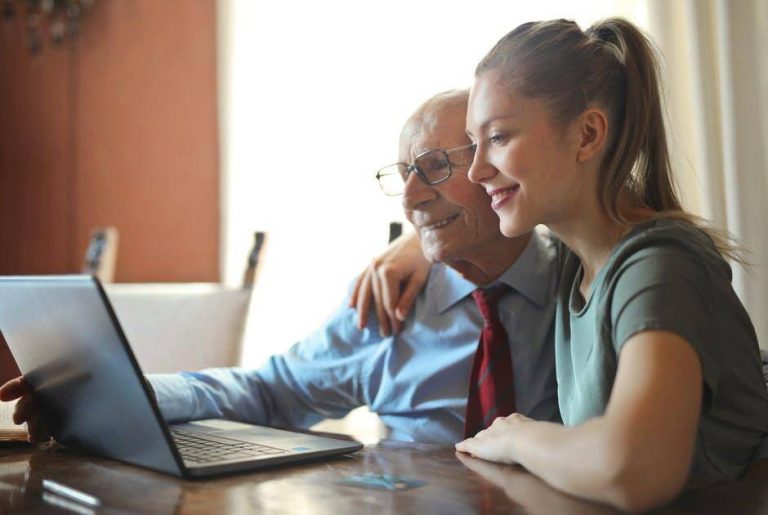 Click, Tap, Done: The Easiest Software Seniors Will Actually Enjoy Using